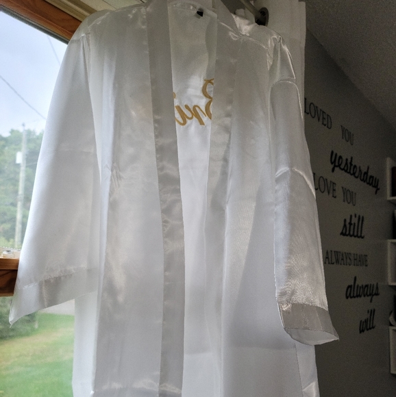 Bride Robe - Picture 2 of 2